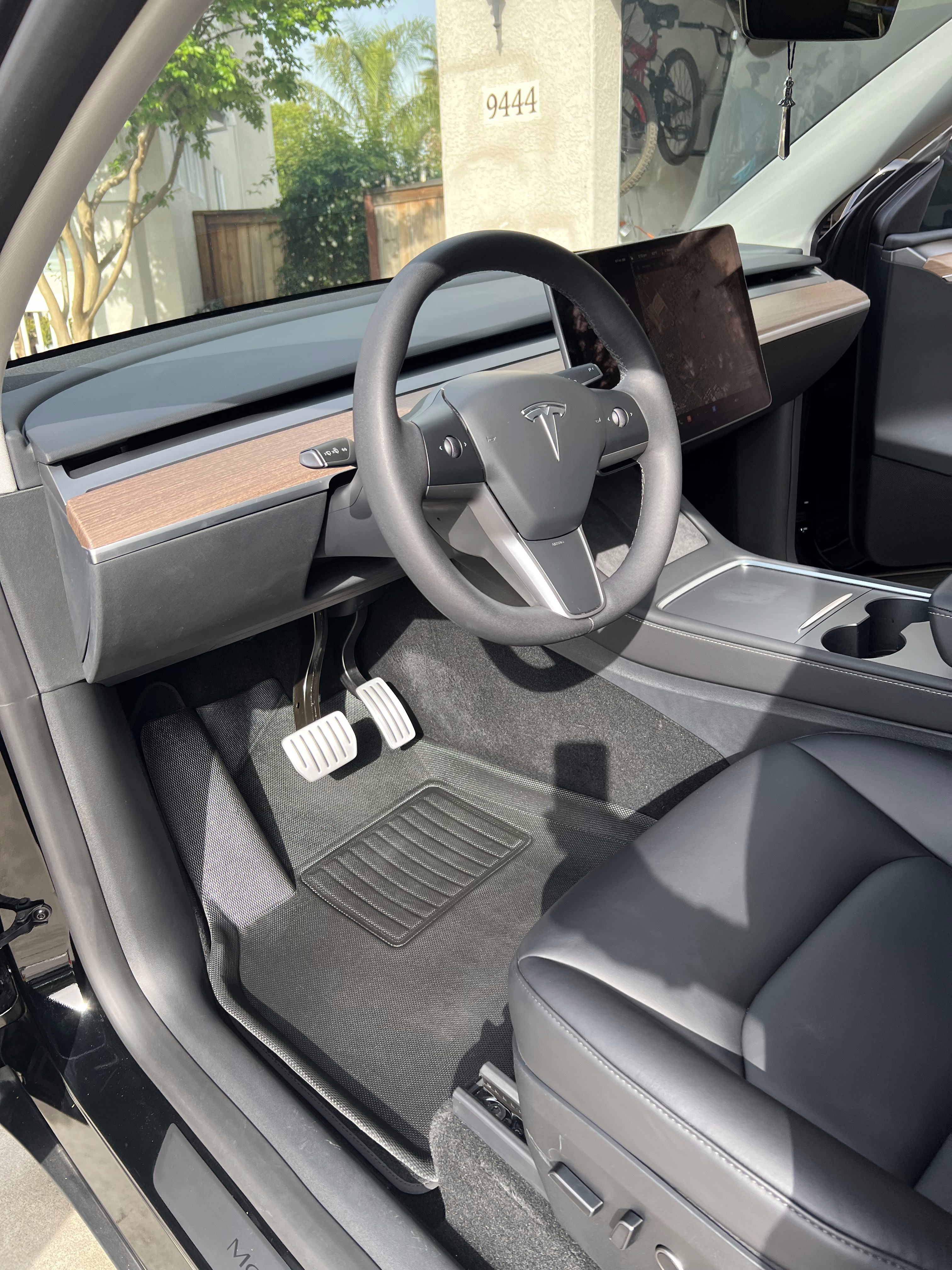 Tesla Model 3 interior floor